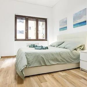 vomero-deluxe-apartments.hotels-amalfi.com/
