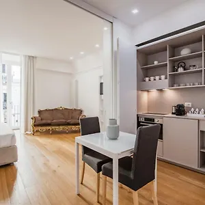rg7-apartments-catania.sicilyhotelsitaly.net/